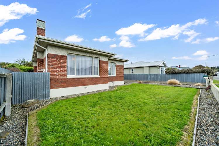 16 Fox Street Avenal_19