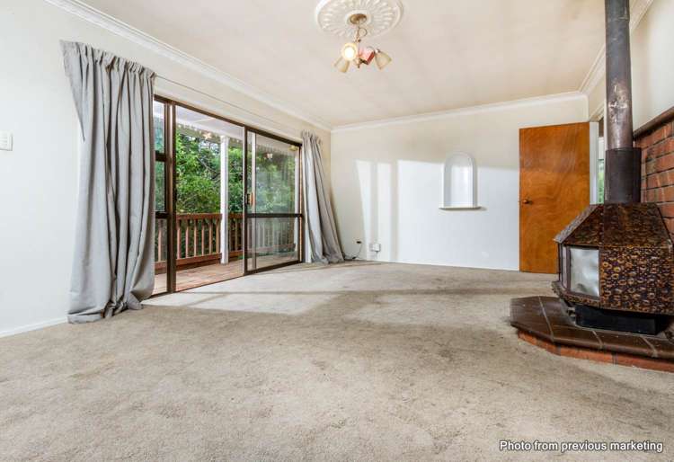 2/1 Claude Brookes Drive Henderson_13