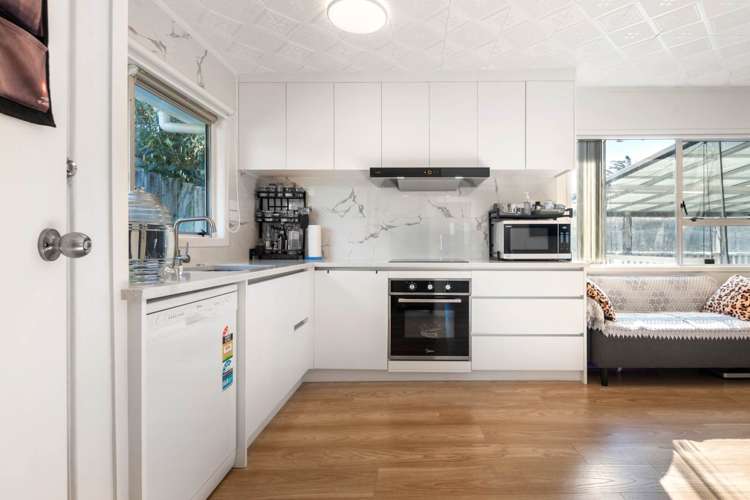 57 Manuka Road Bayview_2