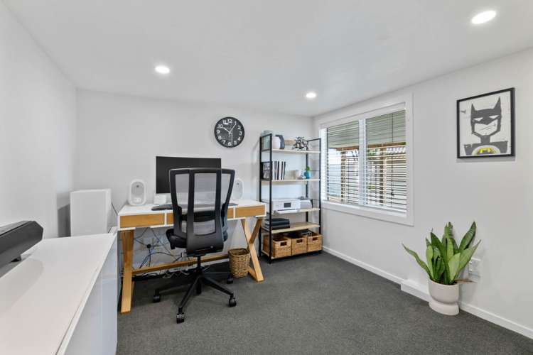 681 East Coast Road Browns Bay_16