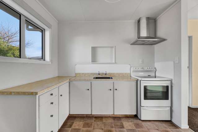 16a Culzean Grove Bell Block_2