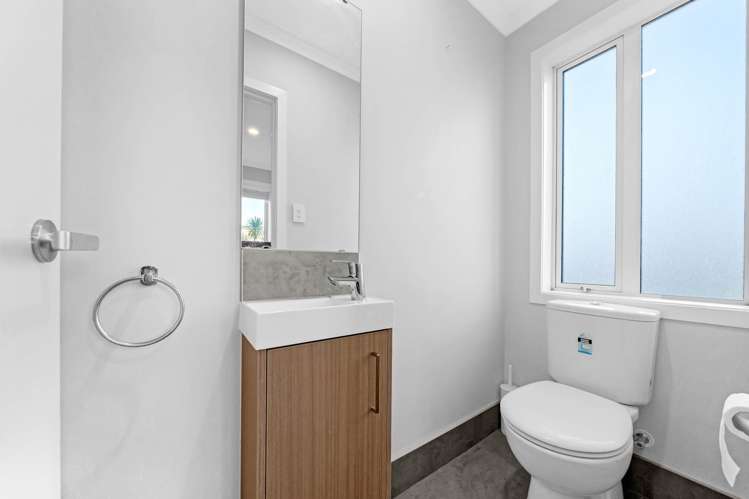 12 Panakenake Way Flat Bush_14
