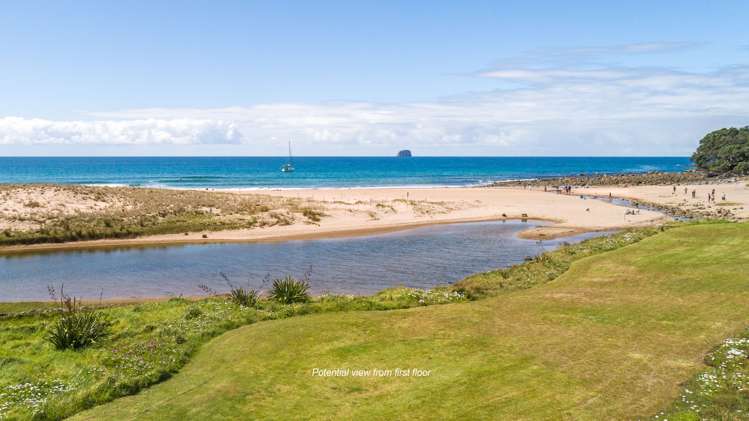 17 Pye Place Hot Water Beach_14