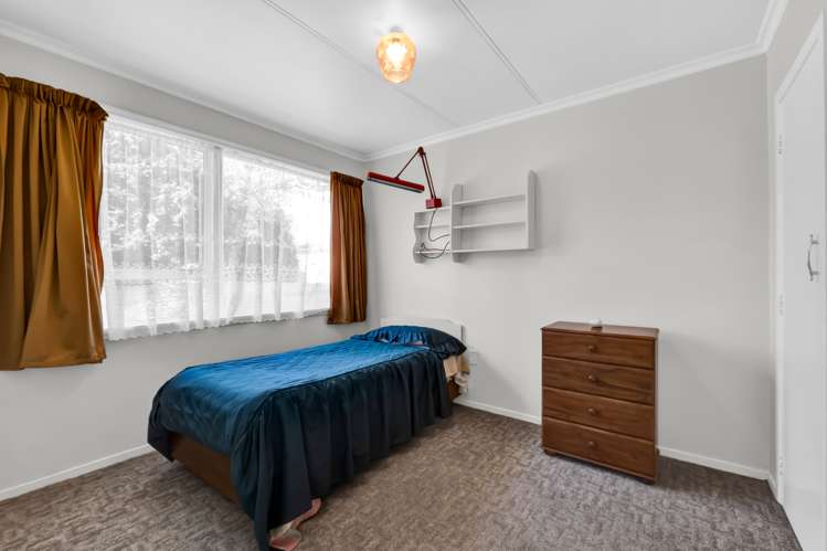 9 Kowhai Street Inglewood_12