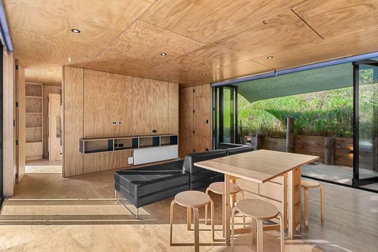 16 Taranga Road Langs Beach_4