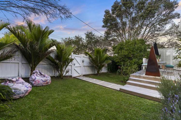 1/21 Fordham Street Beach Haven_12