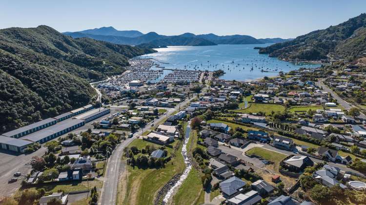 22 Amelia Crescent Waikawa Bay_24