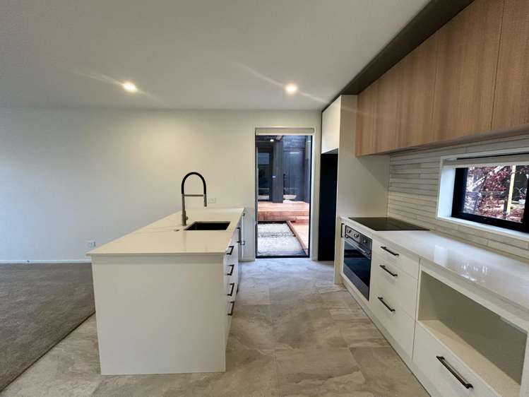 6/892 Colombo Street 1419_2