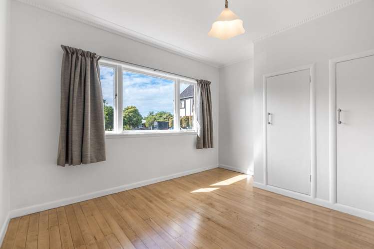 261 Main Highway 1660_6