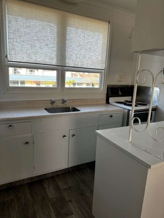 2/279 Fenton Street 1070_3