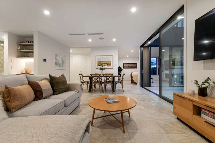 32e Isobel Road Greenhithe_12