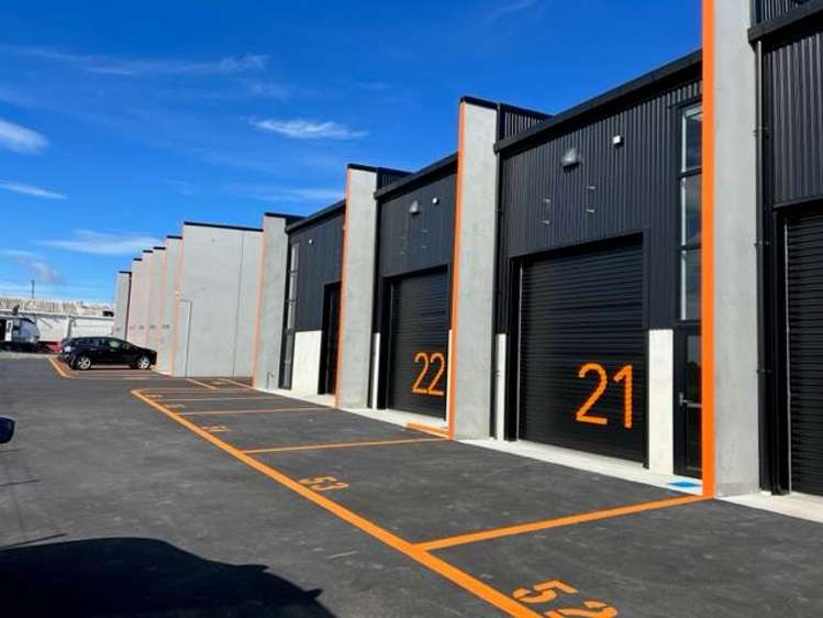 21 & 22/90A Hobsonville Road Hobsonville_5