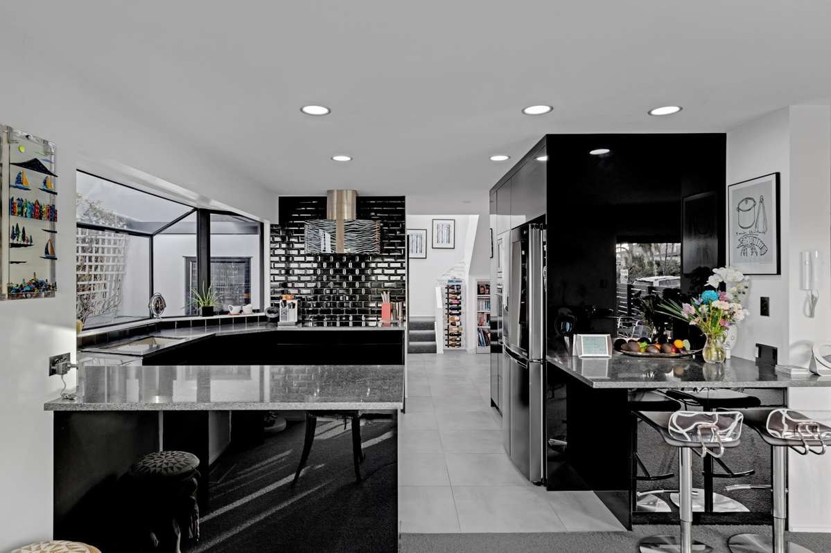 2 Compass Point Way_4