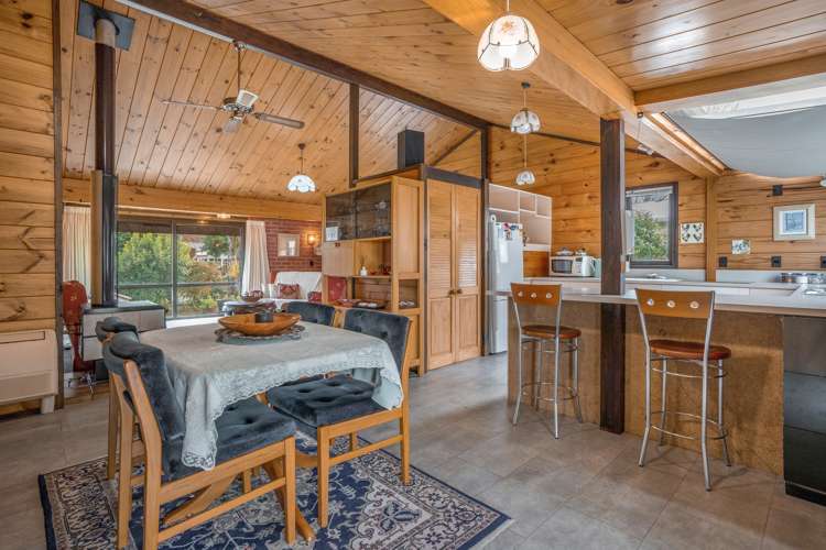 19 Deller Drive Carterton_7