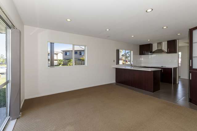 31 Riverglade Parkway Te Atatu South_4