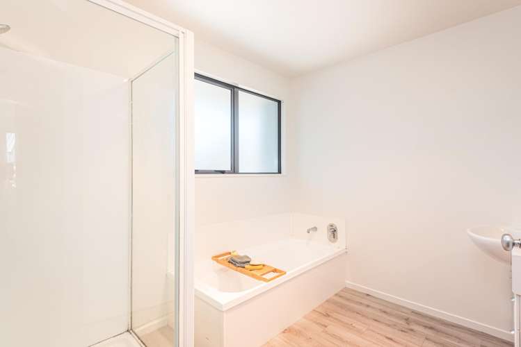 12 Pepperwood Place Shirley_16