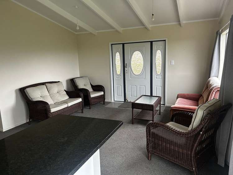 39a Awhiorangi Promenade Swanson_2