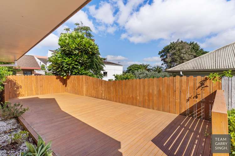 7c East Street Papakura_13