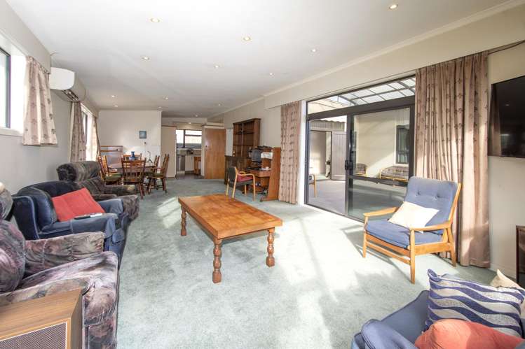 11 Gilbert Street_5