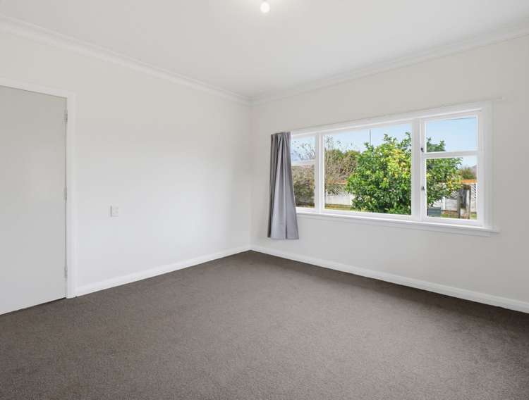 595 Queen Street East Levin_9