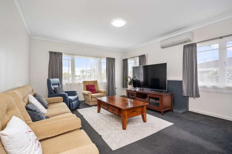 55B Pemberton Crescent Greerton_11