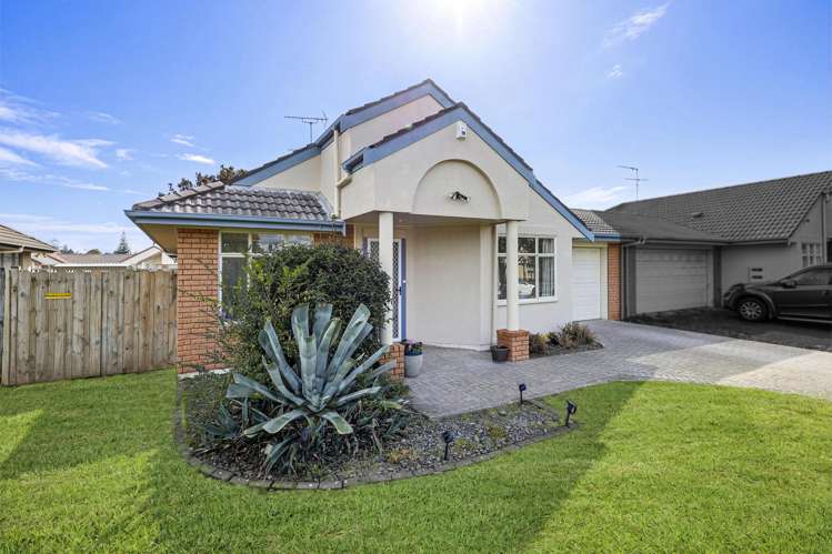 14 Fernbrook Close_3