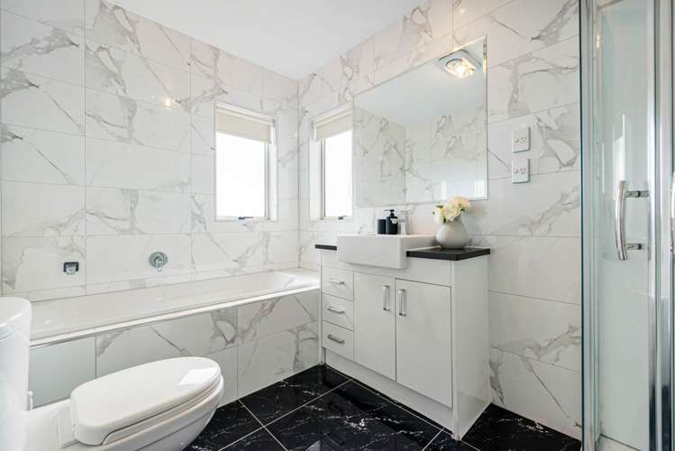 406 Ormiston Road Flat Bush_16