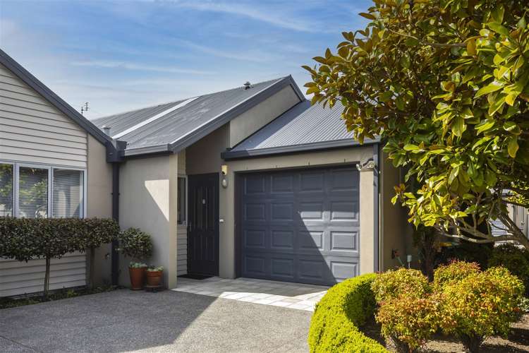 2/2 Hamilton Avenue Ilam_1