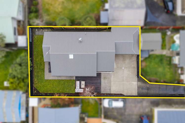 2/64A Cutts Road Russley_16