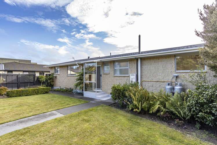 56 Lakewood Drive Burwood_21