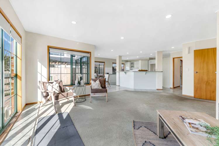 212 Whitford Road Shamrock Park_5