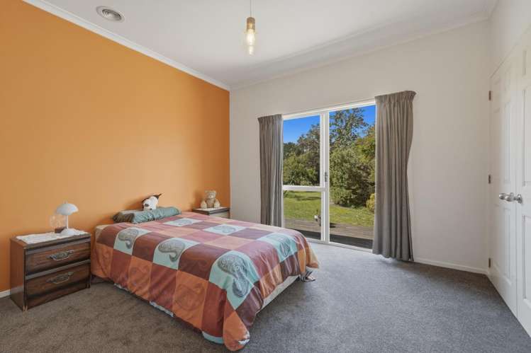 989 Two Chain Road Swannanoa_12