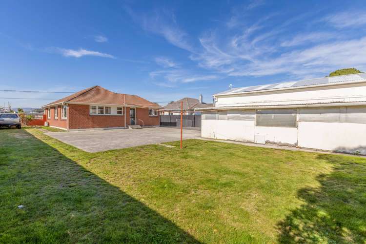 15 Carisbrooke Street Aranui_11