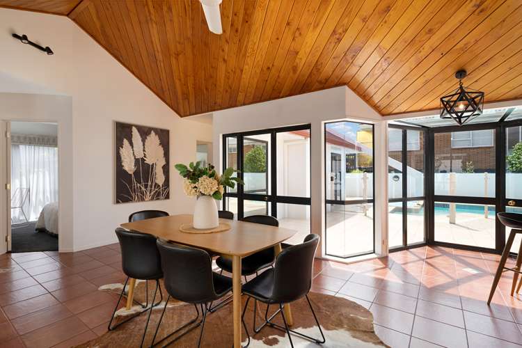 20 Taitua Drive Te Atatu South_9