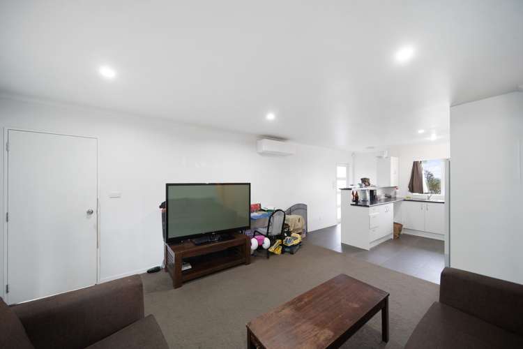 32 Heather Green Avenue Meremere_4