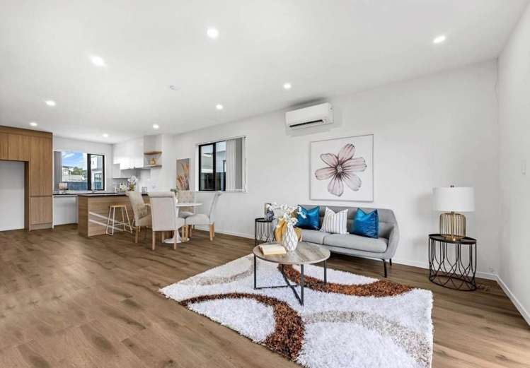 8/44 Wyllie Road Papatoetoe_1