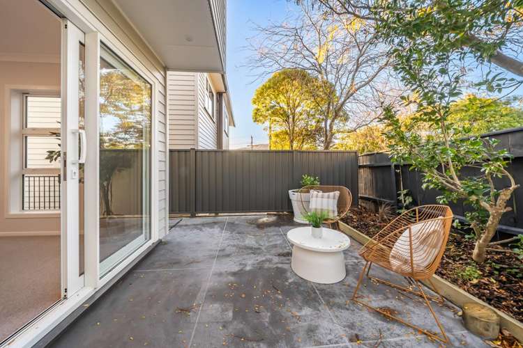 70b Heretaunga Square Silverstream_18