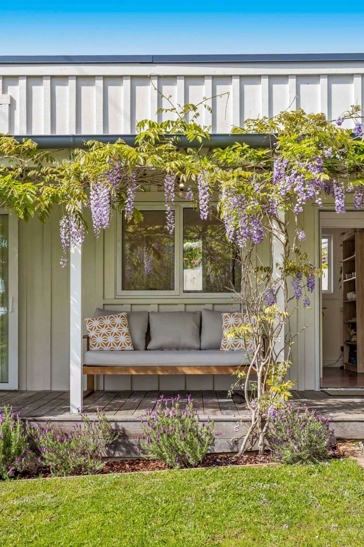 10 Kauri Road Stanmore Bay_17