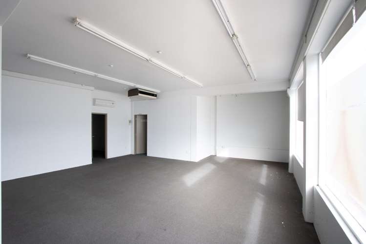 4/368 Beach Road Mairangi Bay_6