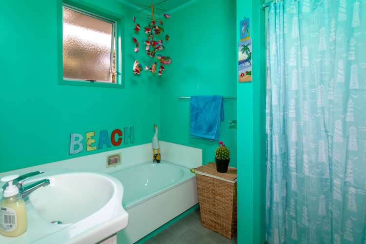 135 Linton Crescent Whangamata_12