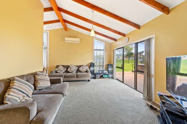 71 Etherton Drive Manurewa_3