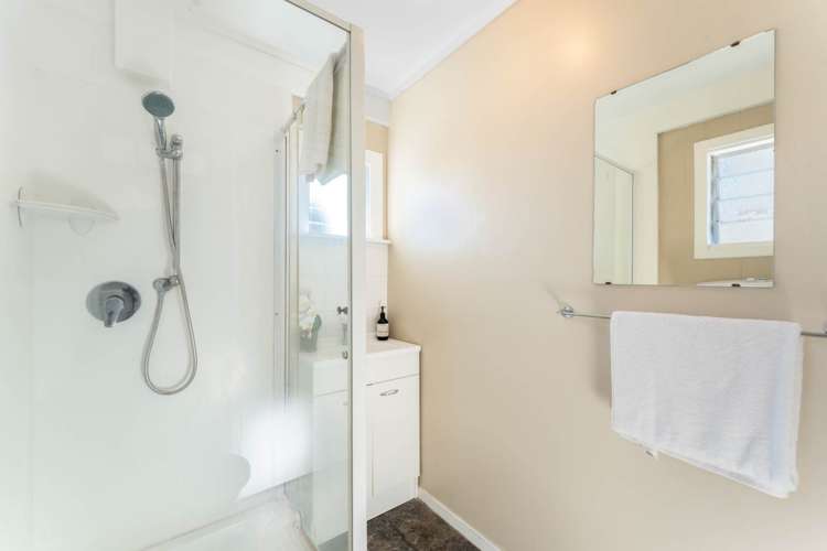 1/152 Sunset Road Unsworth Heights_20