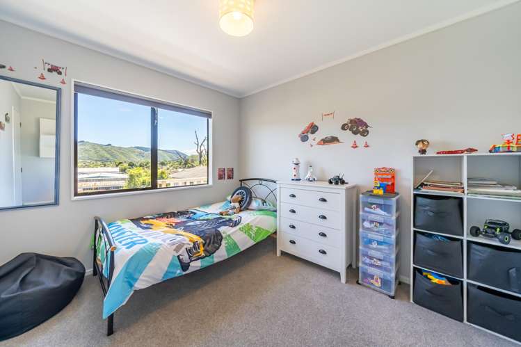 2 Oaklands Grove Clouston Park_11