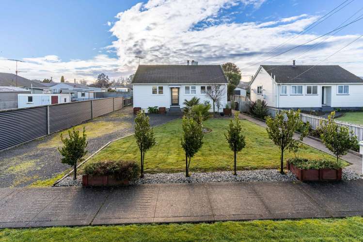 6 Duthie Street Milton_22