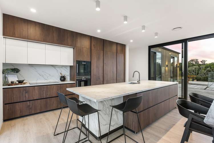 983b Hibiscus Coast Highway Waiwera_11