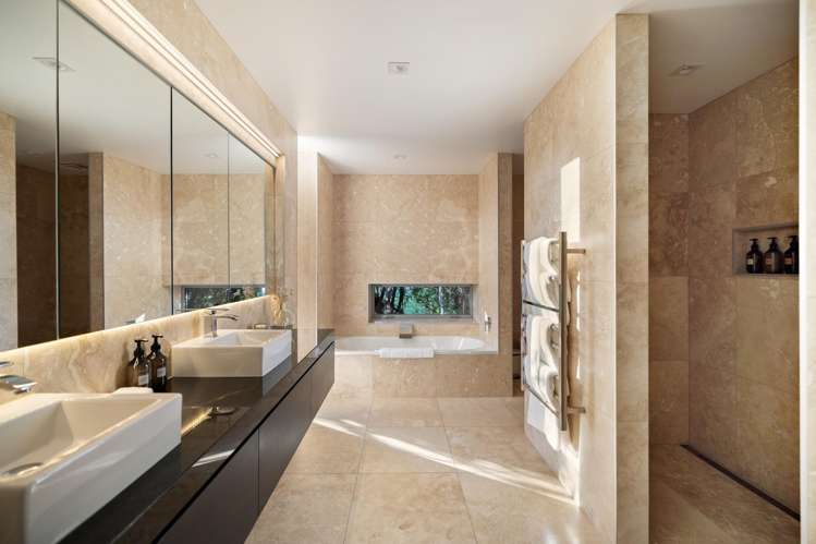 1 and 3 Bluff View Terrace Drift Bay_13