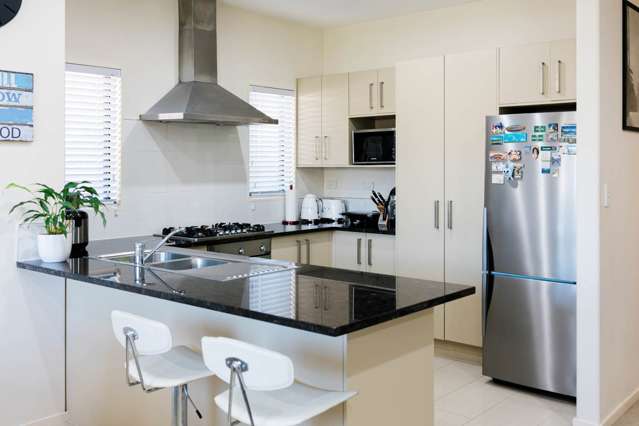 17 Agapanthus Place Flat Bush_3