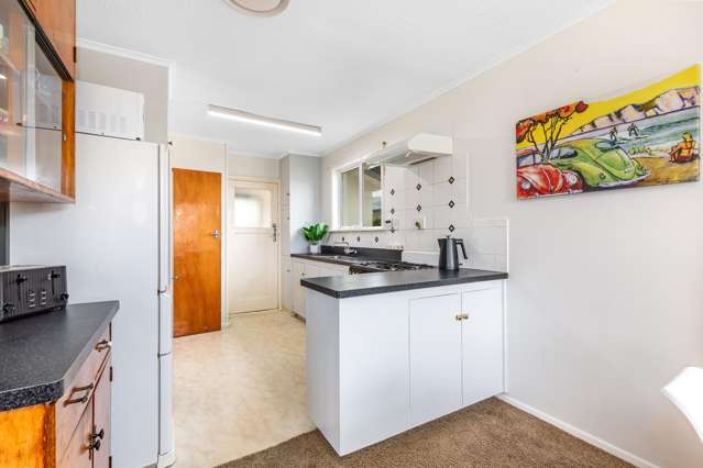 32 Totara Park Road Clouston Park_3