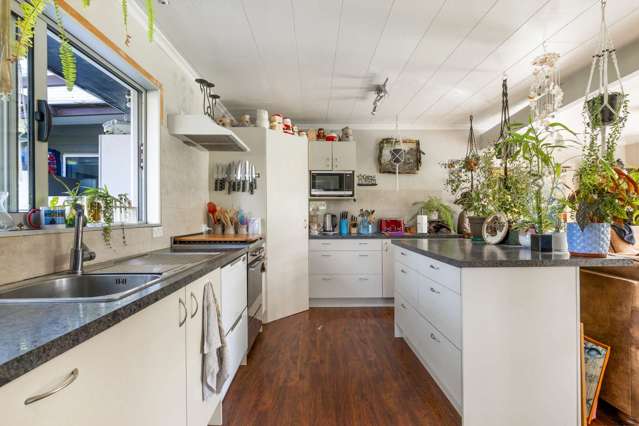 87 Pigeon Valley Road Wakefield_3