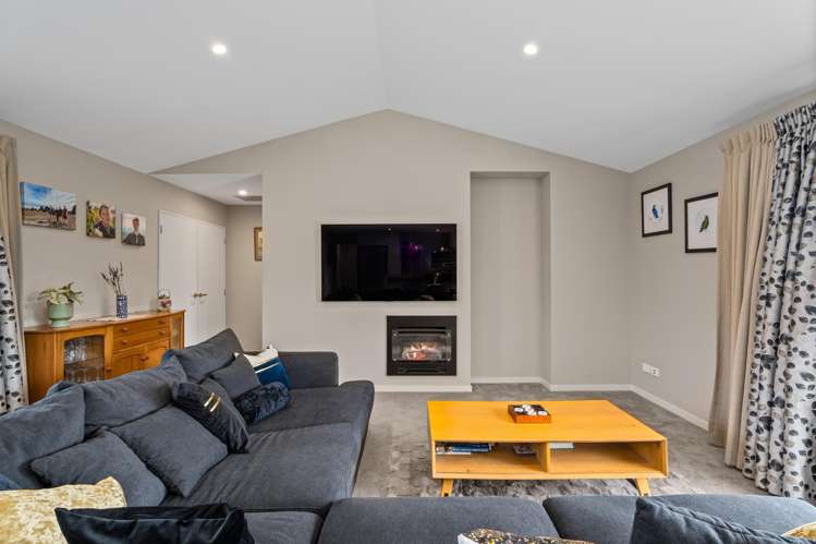 7 Mallard Street Albert Town_9